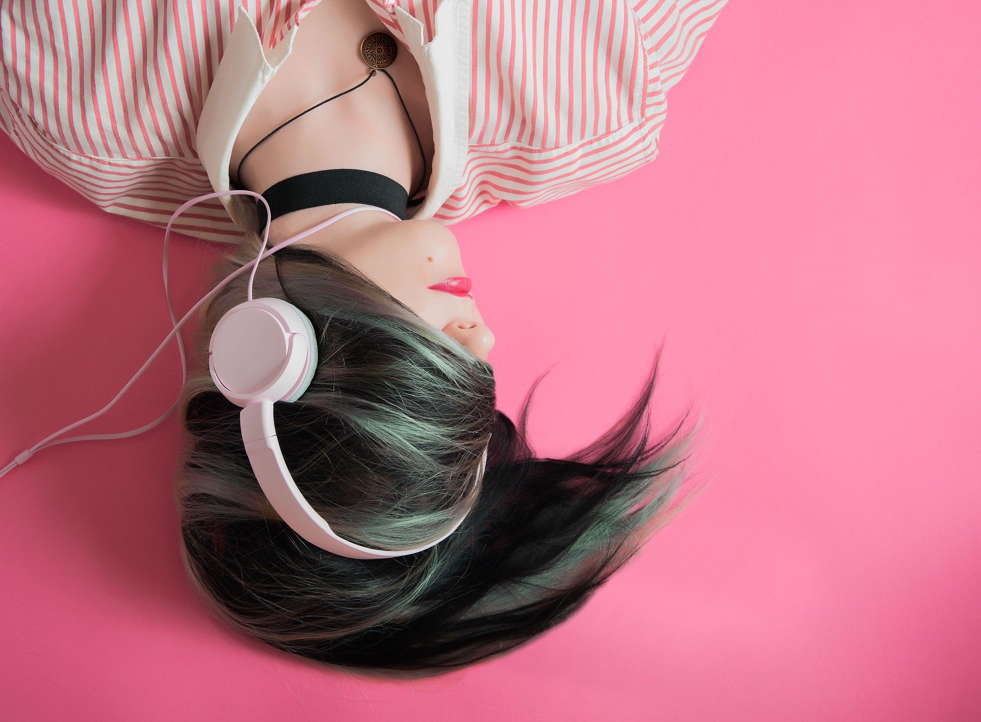 Podcast channeling news